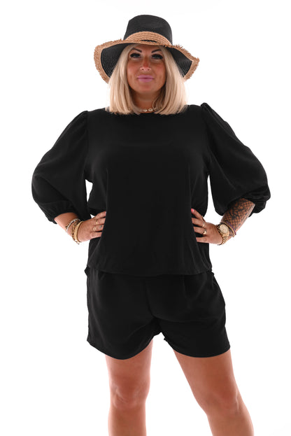 Tvådelat set med shorts & puffärmar | Svart