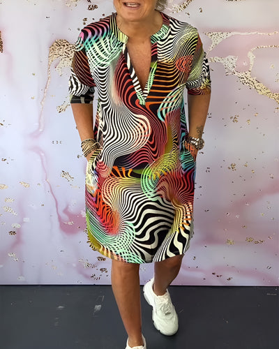 Mirelle™ | V-ringad Klänning